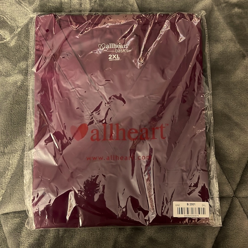 All heart scrub top